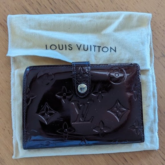 Authentic Louis Vuitton Bifold Vernis Wallet - Picture 3 of 6